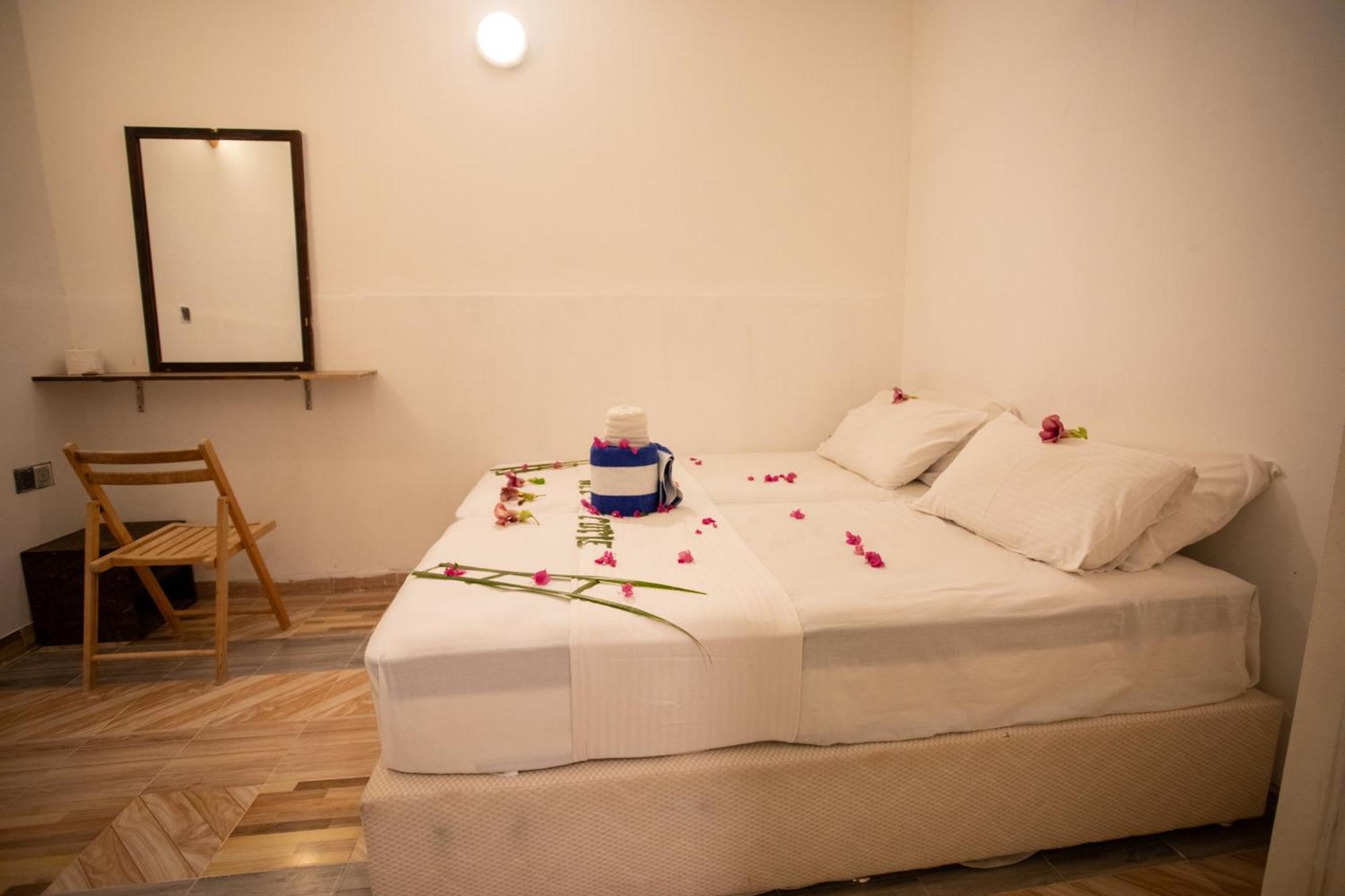 Hotel Ihaven Thulusdhoo Exteriér fotografie
